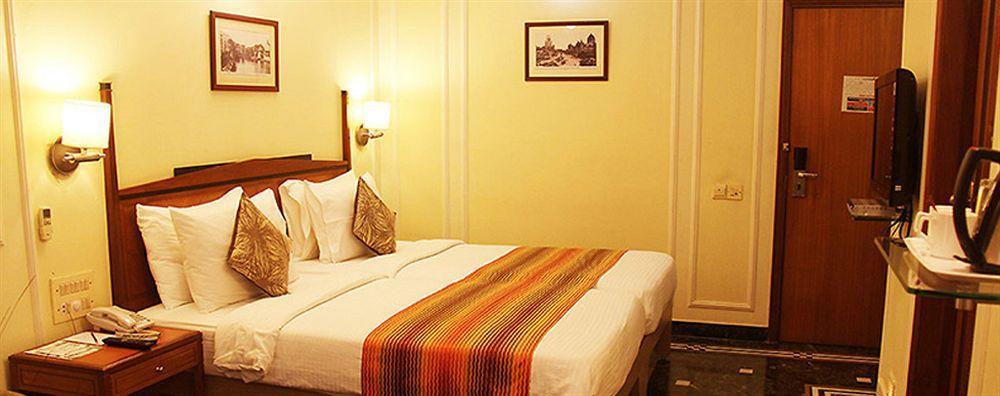 Hiltop Hotel Mumbai Dış mekan fotoğraf