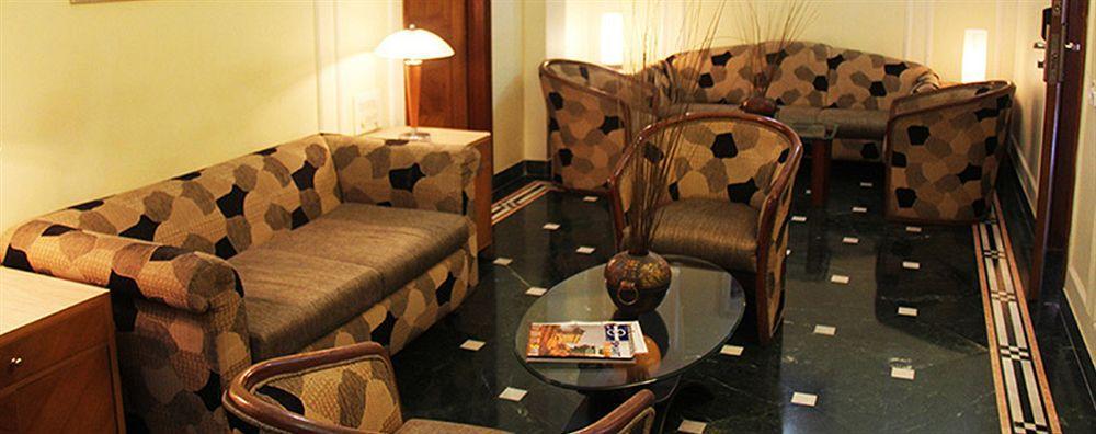 Hiltop Hotel Mumbai Dış mekan fotoğraf
