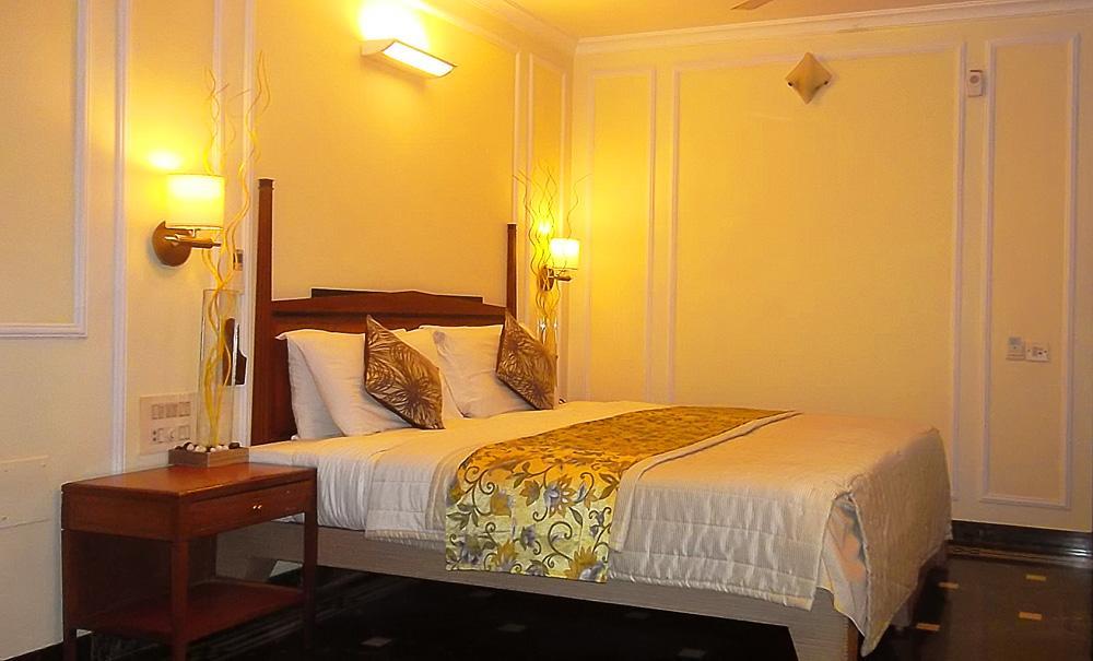 Hiltop Hotel Mumbai Dış mekan fotoğraf