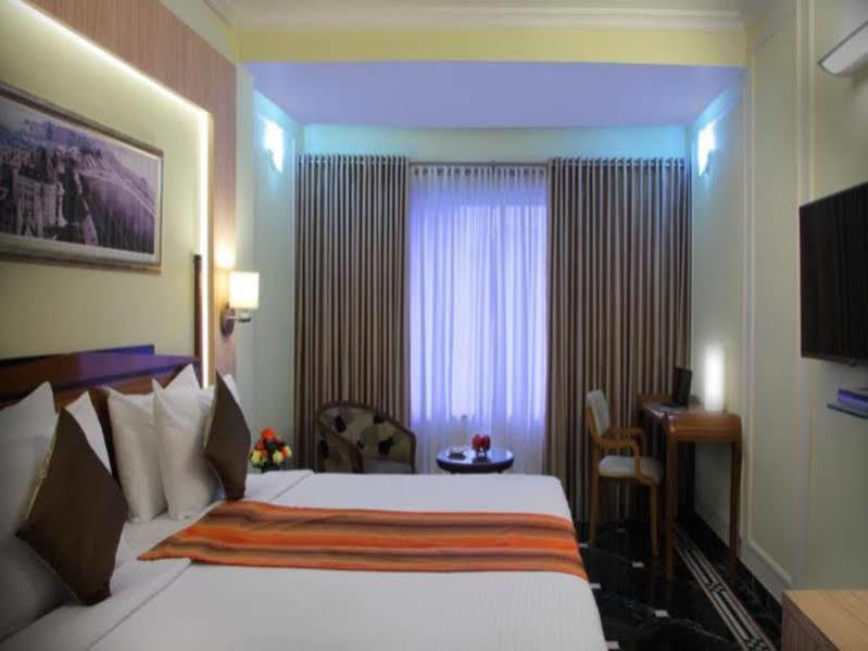 Hiltop Hotel Mumbai Dış mekan fotoğraf